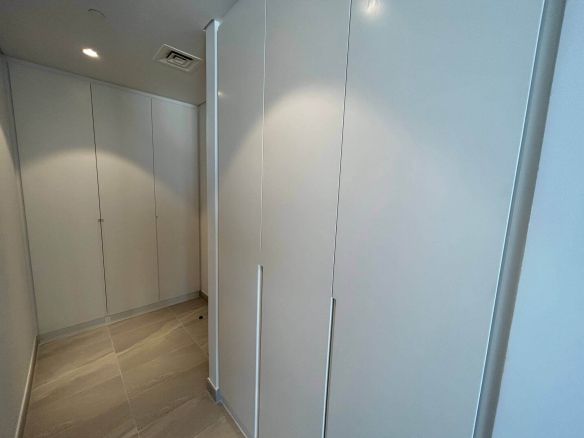 Beach Access / Brand New / Sea View / Balcony/Maid